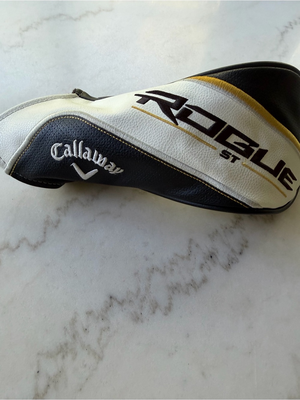 Callaway Rogue ST 3 Wood Fairway Headcover Black White Gold